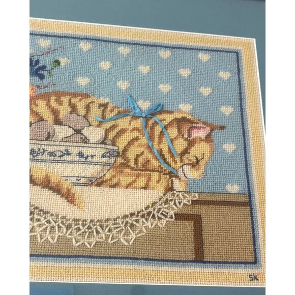 Framed Vintage Needlepoint Tabby Cat wBlue Ribbon Cottagecore Heart Design - Picture 5 of 5